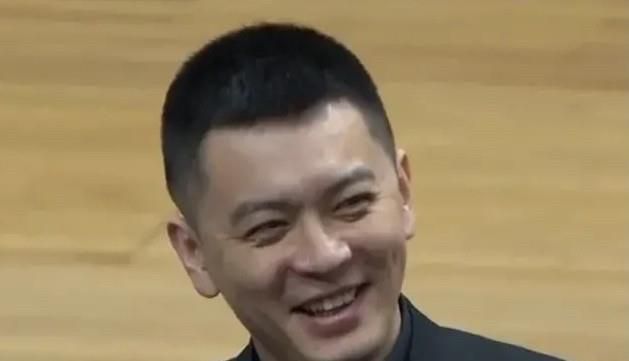 用力挺进她的花苞啊～视频